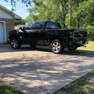 Meet your Posher, Jonathan